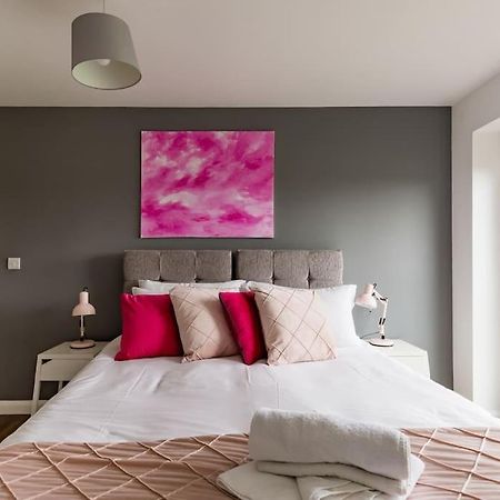 Tm - Rana Court 1 Bedroom Apartment With Balcony Oxford Esterno foto