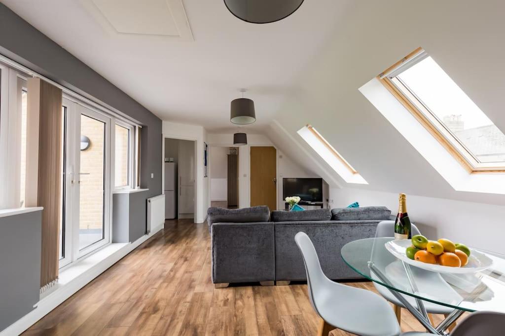Tm - Rana Court 1 Bedroom Apartment With Balcony Oxford Esterno foto